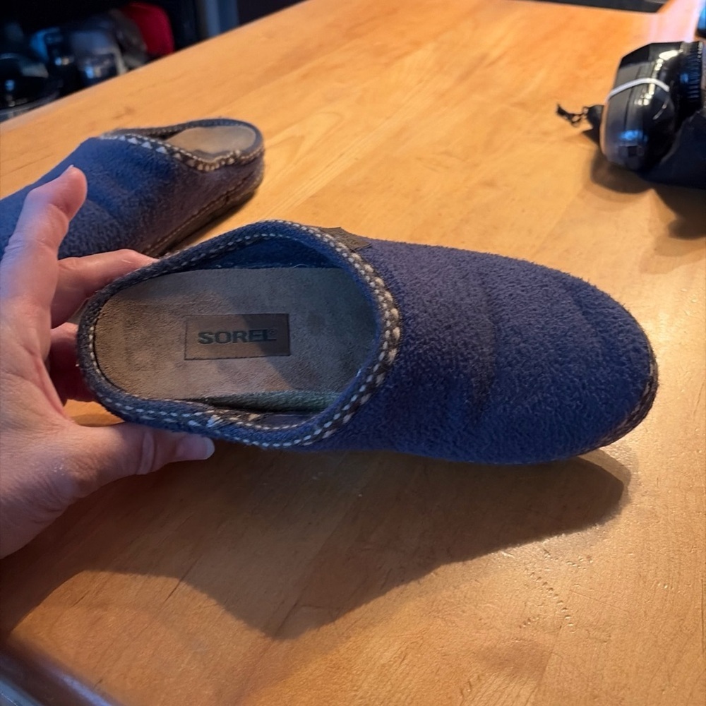Sorel Royal Blue Fleece Slip-On Clogs/slippers women’s size 7 - Picture 4 of 9